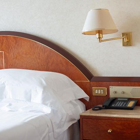 Hotel Excelsior San Marco Bergamo Bagian luar foto