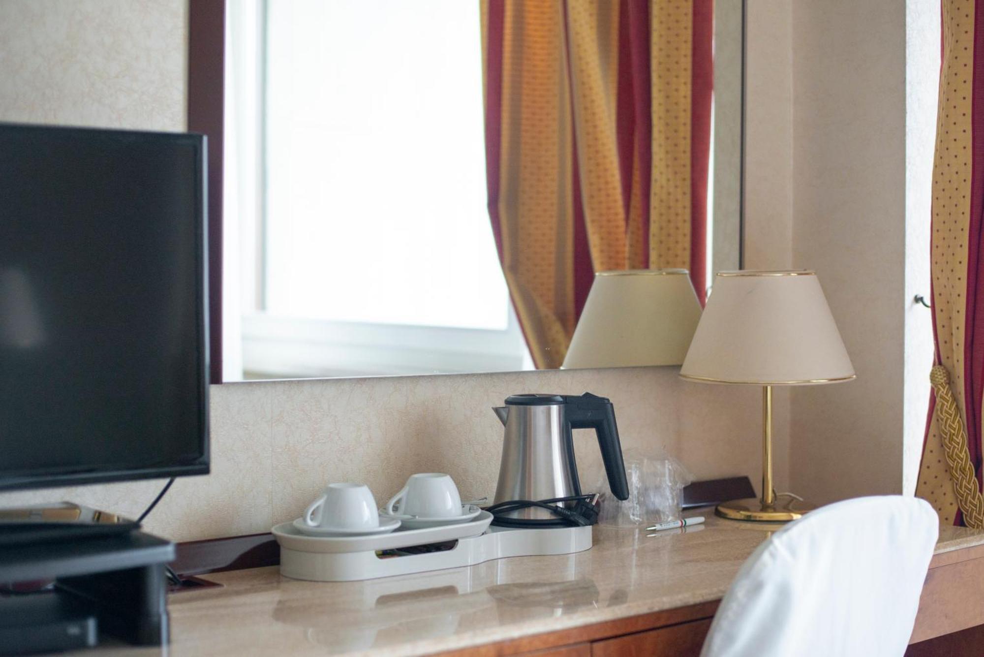 Hotel Excelsior San Marco Bergamo Bagian luar foto
