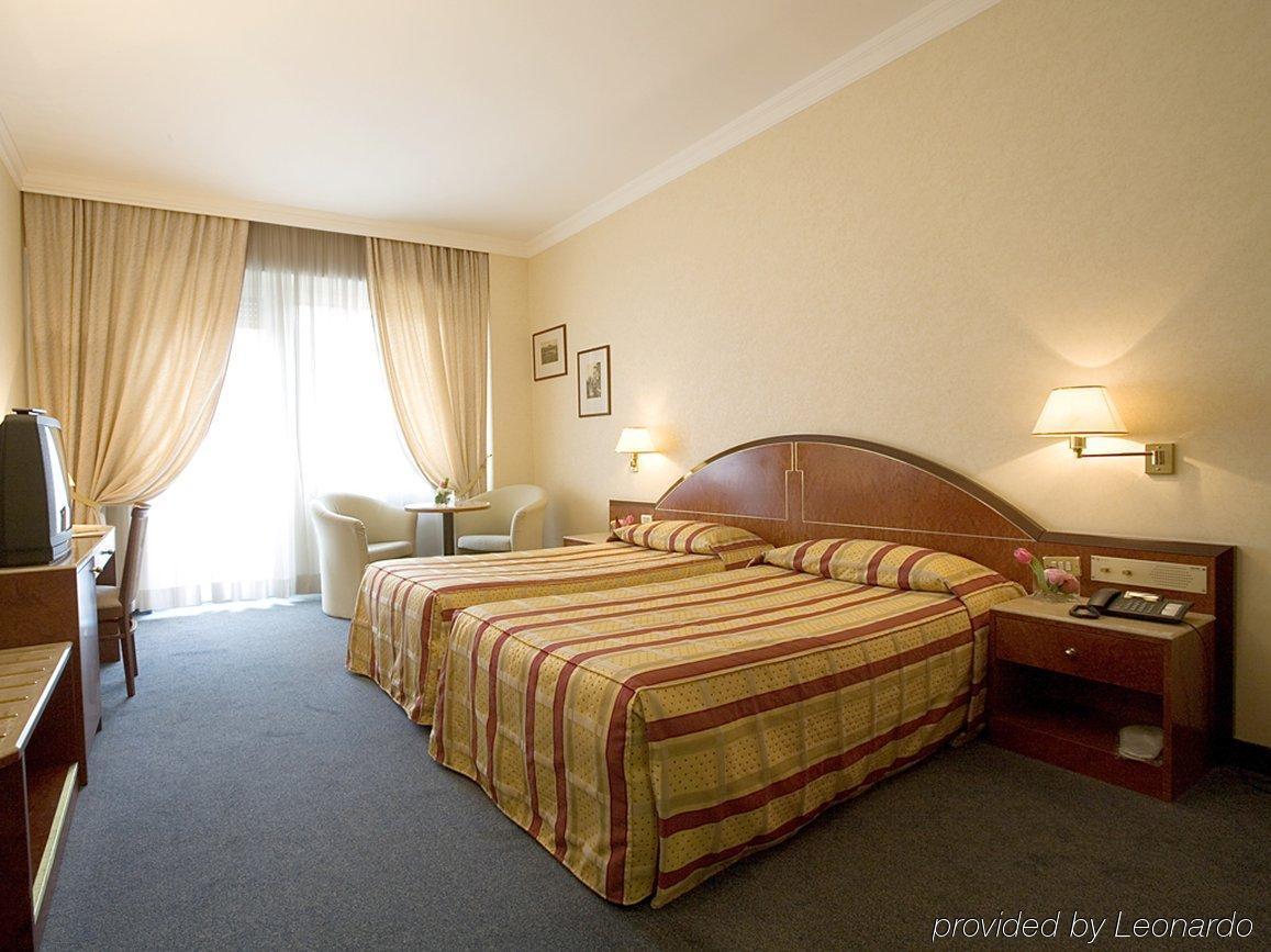 Hotel Excelsior San Marco Bergamo Ruang foto