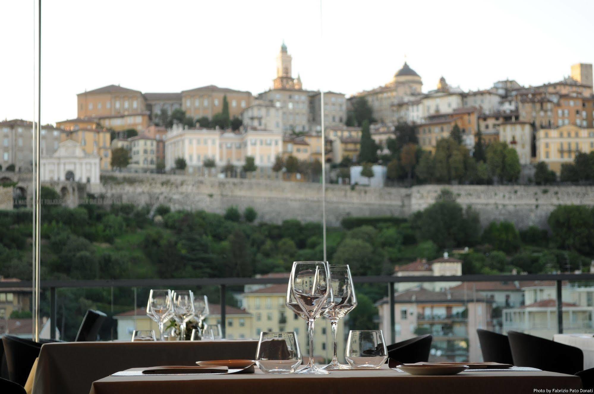 Hotel Excelsior San Marco Bergamo Bagian luar foto