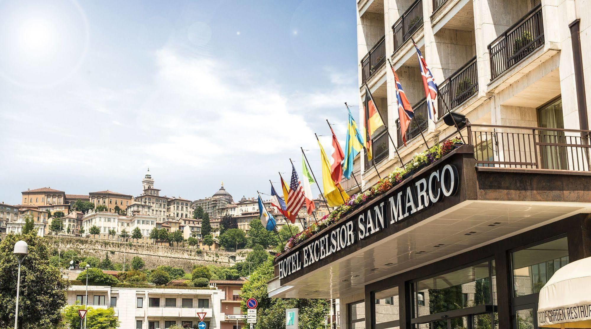 Hotel Excelsior San Marco Bergamo Bagian luar foto
